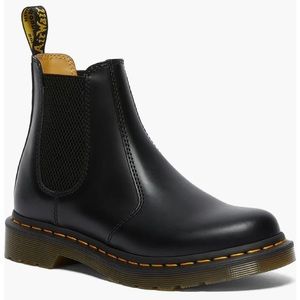 Dr. Martens 2976 Chelsea Boot (Women)